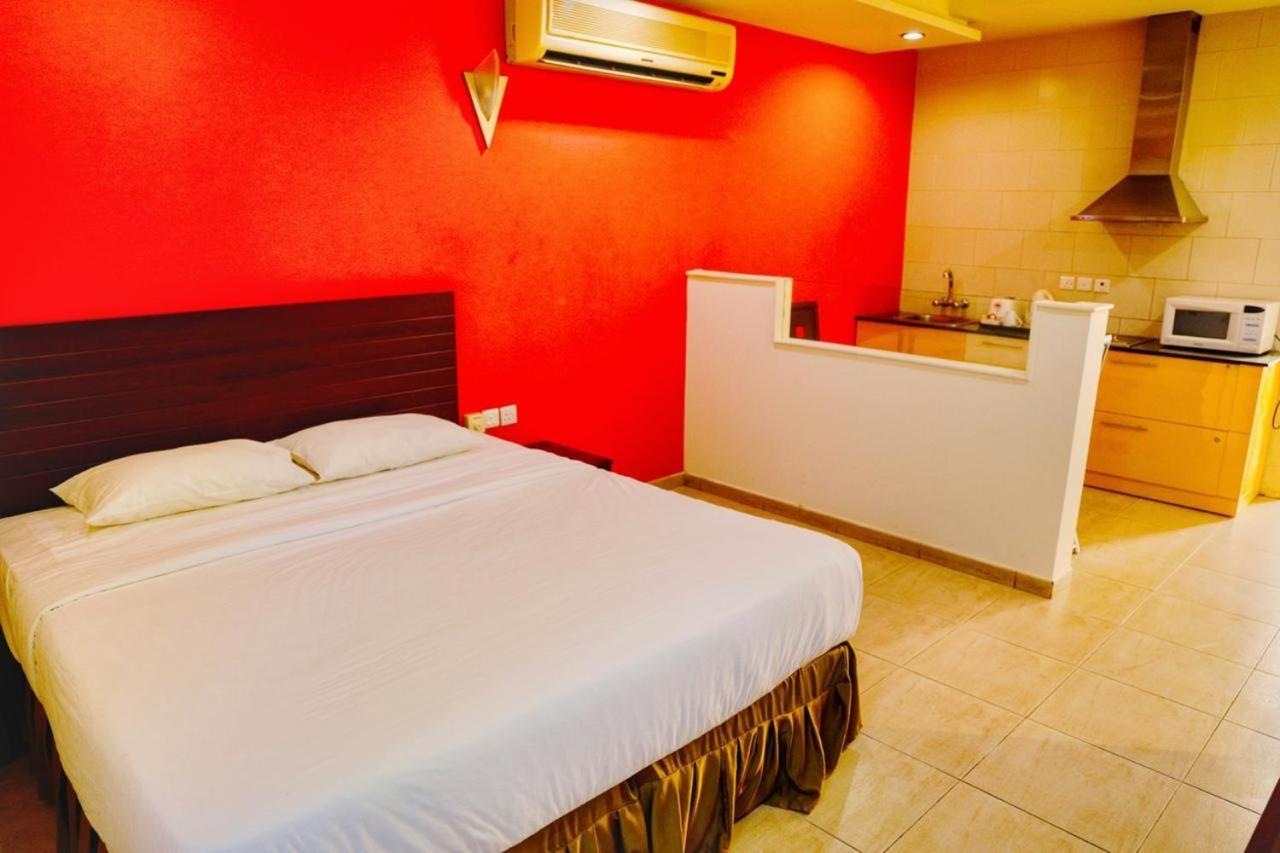 Johny International Hotel Маскат Екстериор снимка