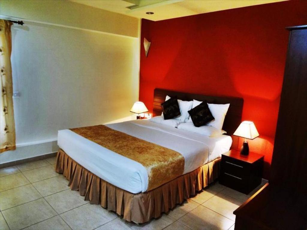 Johny International Hotel Маскат Екстериор снимка