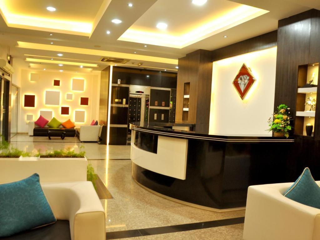 Johny International Hotel Маскат Екстериор снимка