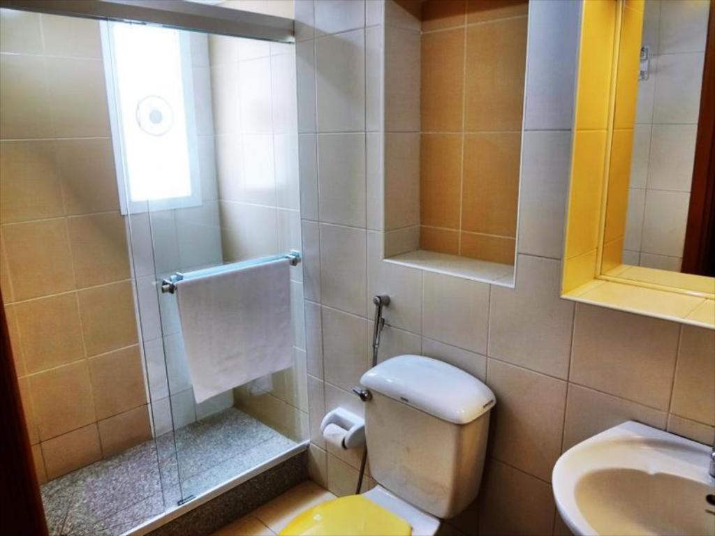 Johny International Hotel Маскат Екстериор снимка
